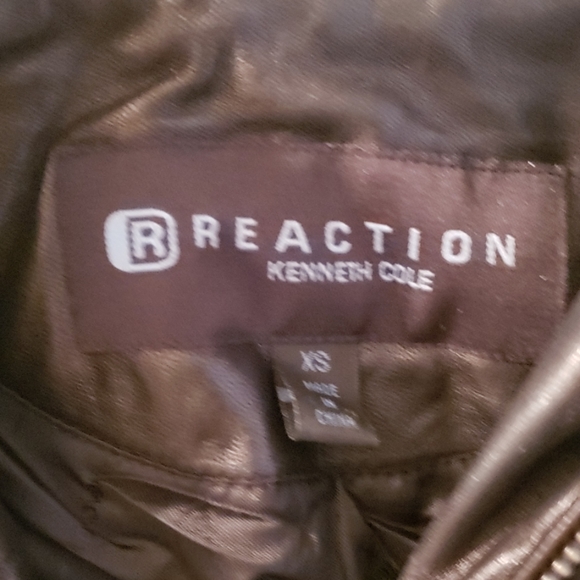 100% leather jacket. Used. Great condition - Picture 2 of 5